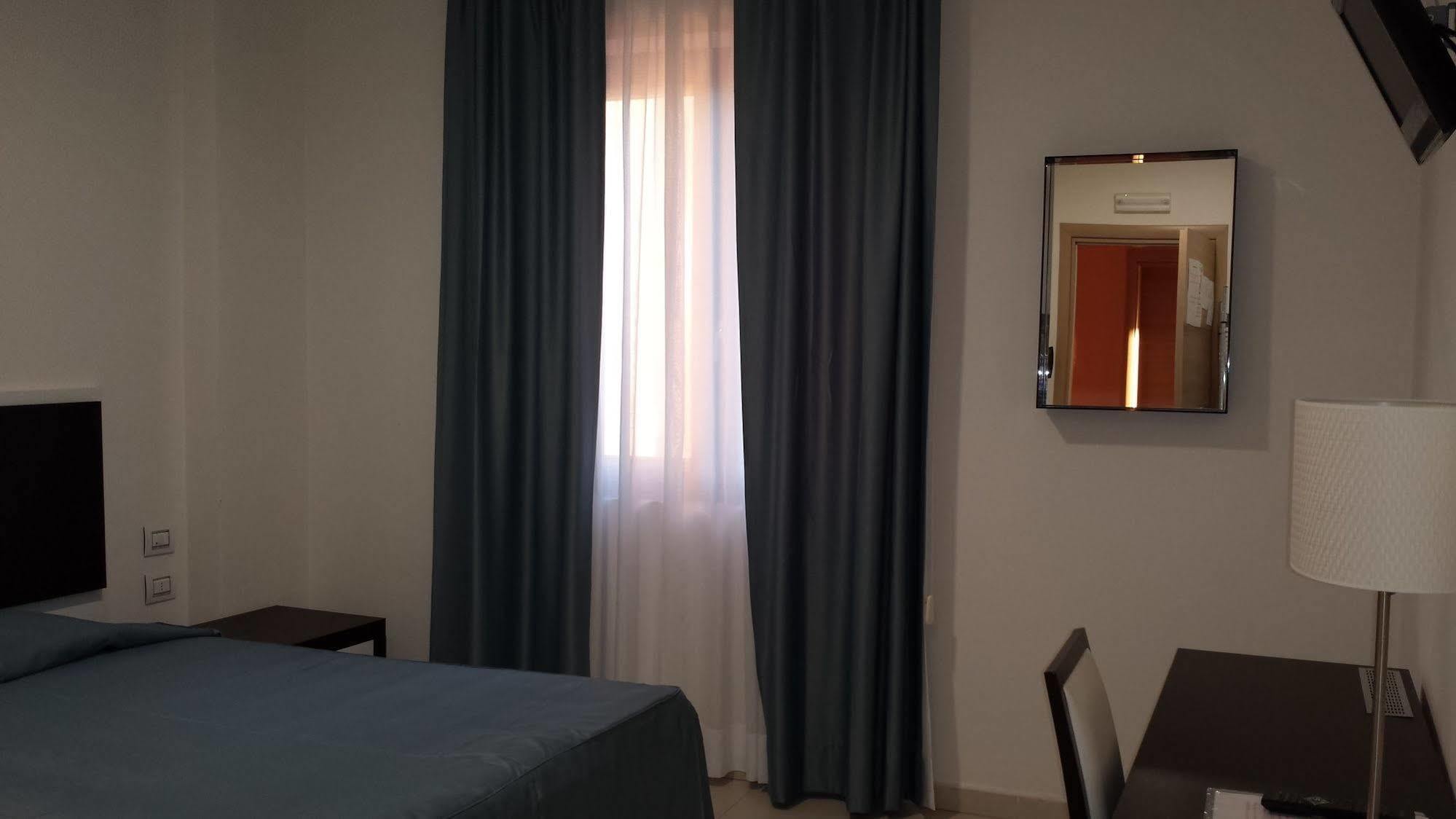 Buddi Hotel Platamona Zewnętrze zdjęcie