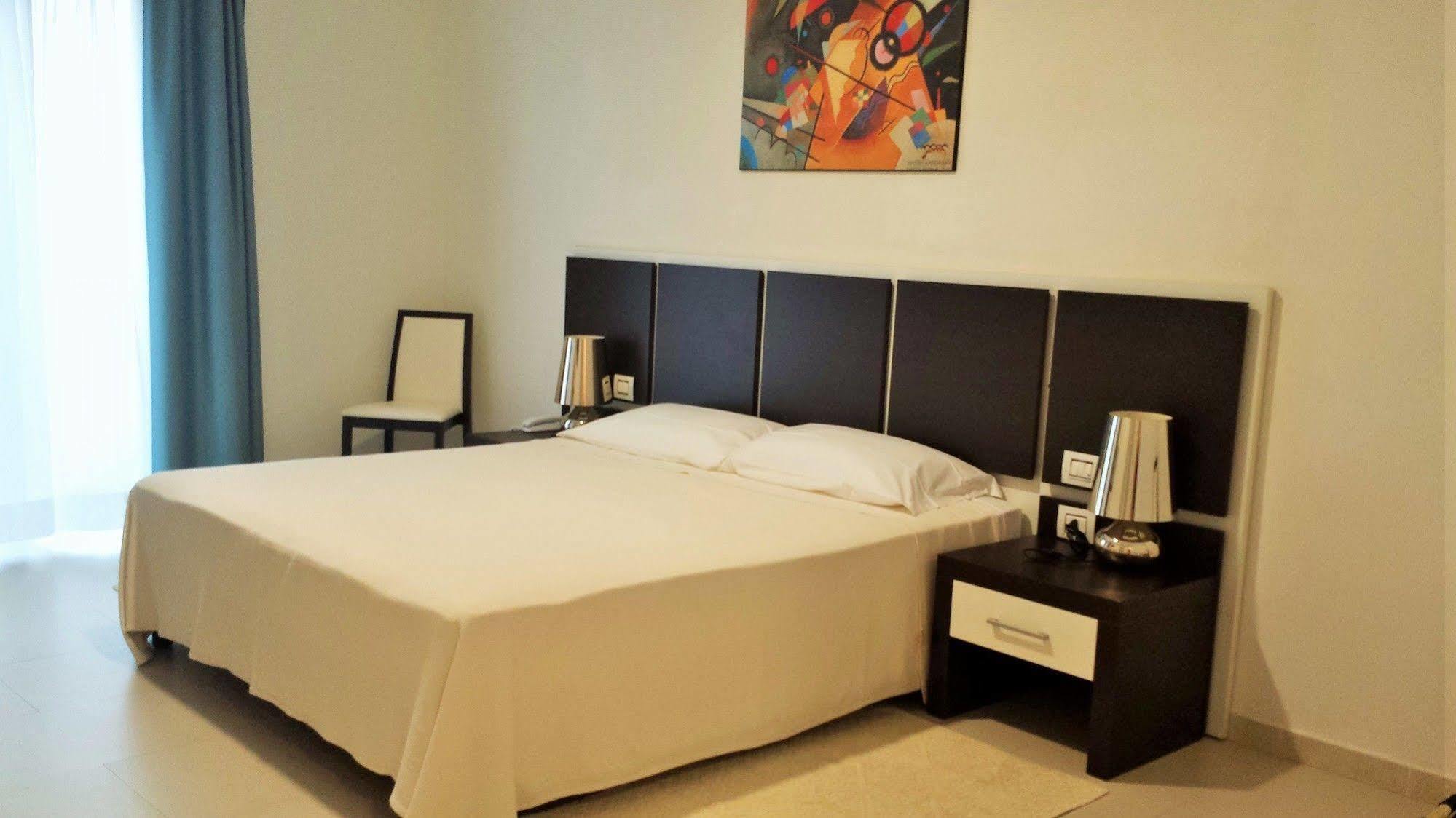 Buddi Hotel Platamona Zewnętrze zdjęcie