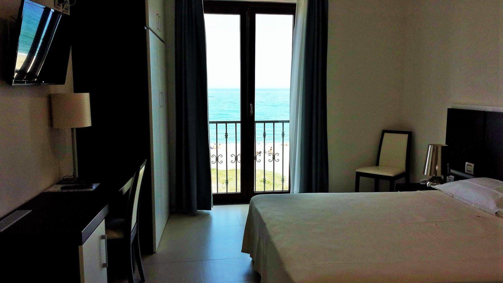 Buddi Hotel Platamona Zewnętrze zdjęcie